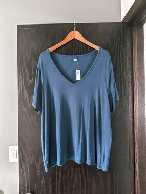 NWT Old Navy Luxe V-Neck Blue